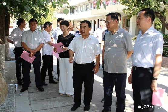 汉中市政协调研西北联大历史及旧址保护情况(48138)-20200827082952.jpg