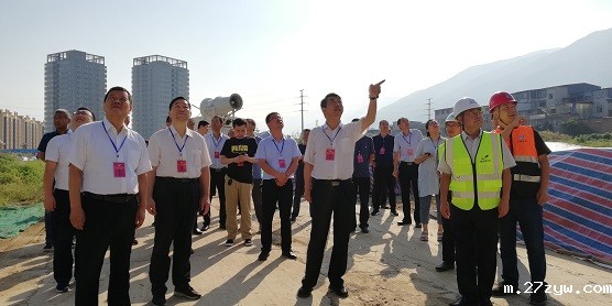 华州区政协走进工地实地查看生态环保工作(56556)-20200904084214.jpg